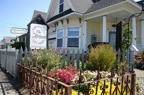 The Atrium Bed & Breakfast Fort Bragg Exterior photo